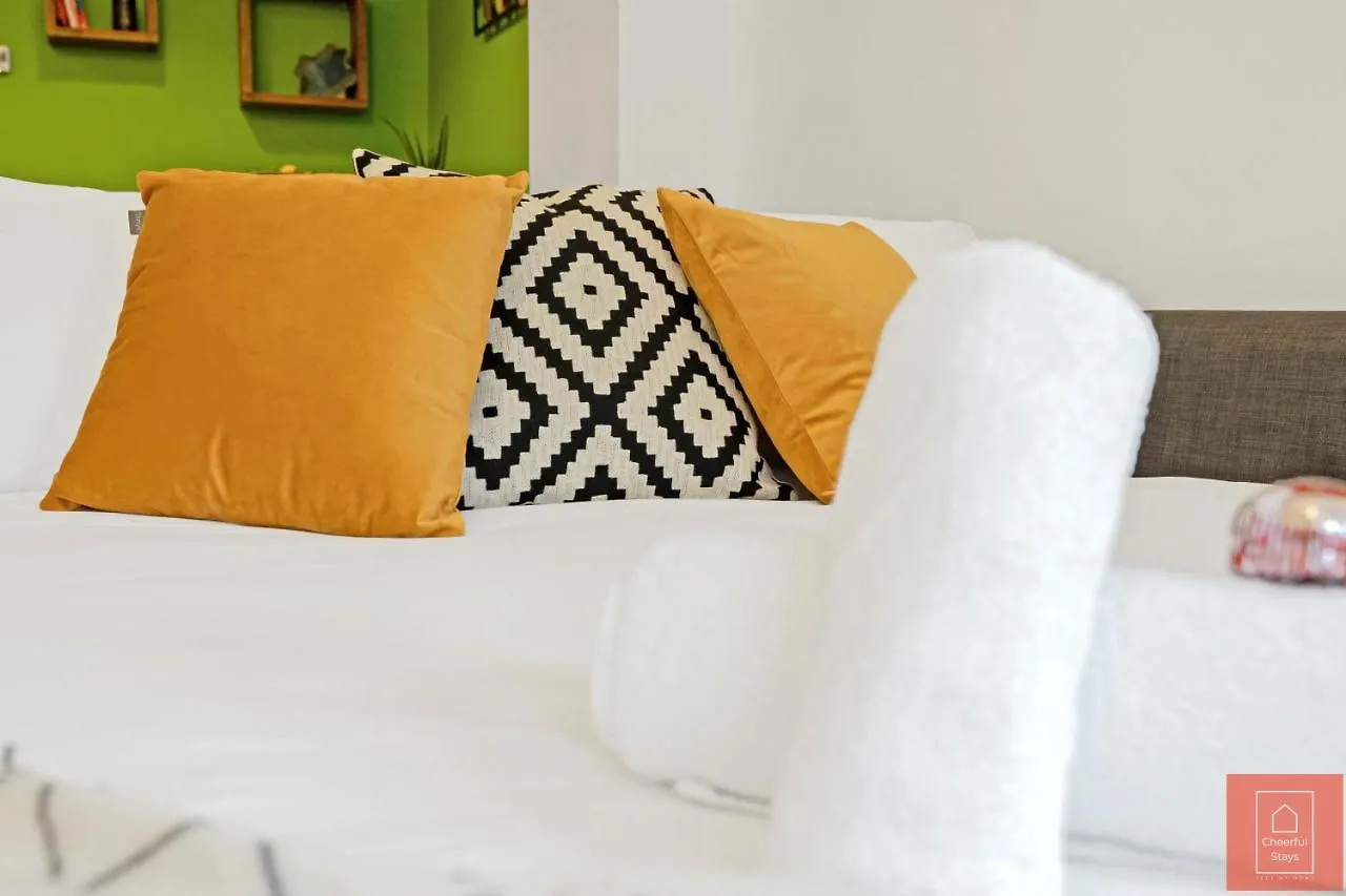 Cheerful Stays: Spacious Flat In Vibrant Leith Edinburgh Appartement