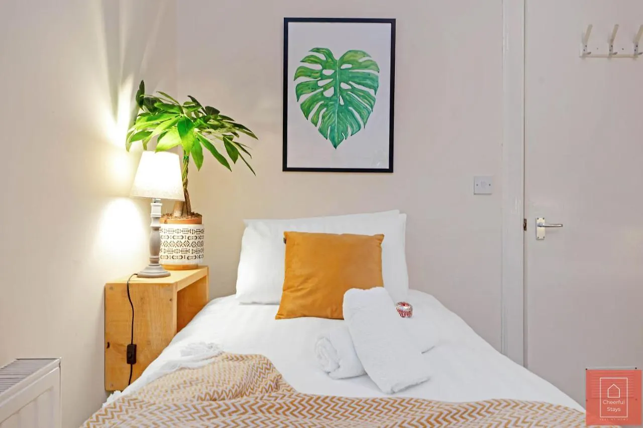 Appartement Cheerful Stays: Spacious Flat In Vibrant Leith Edinburgh Verenigd Koninkrijk